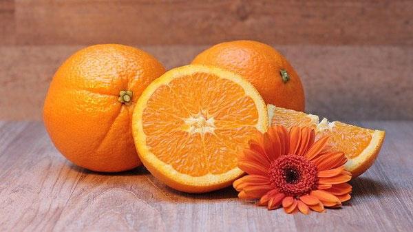 riesgos-beneficios-naranjas
